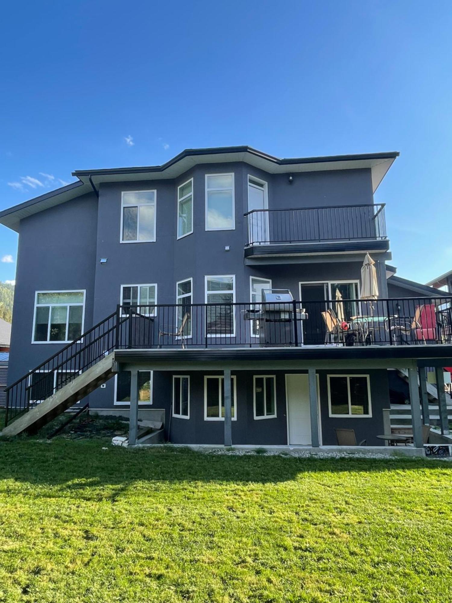 2 Bedroom Suite With Full Kitchen Revelstoke Zewnętrze zdjęcie