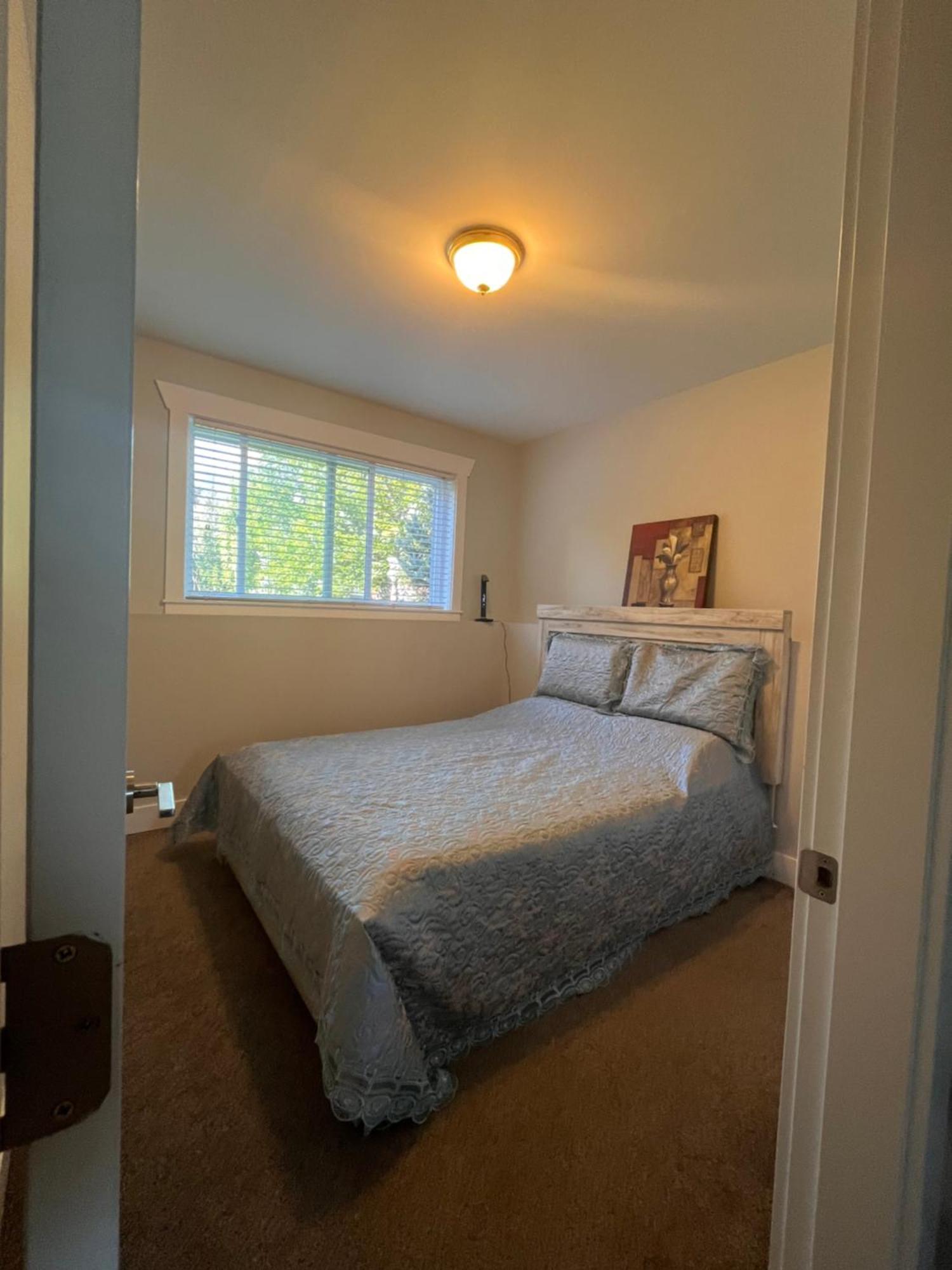 2 Bedroom Suite With Full Kitchen Revelstoke Zewnętrze zdjęcie